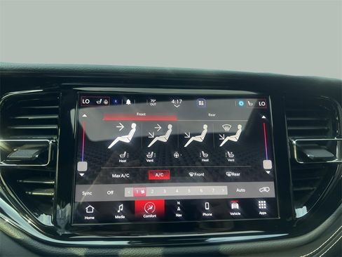 Used 2021 Dodge Durango SRT Hellcat w/ Technology Group image 28