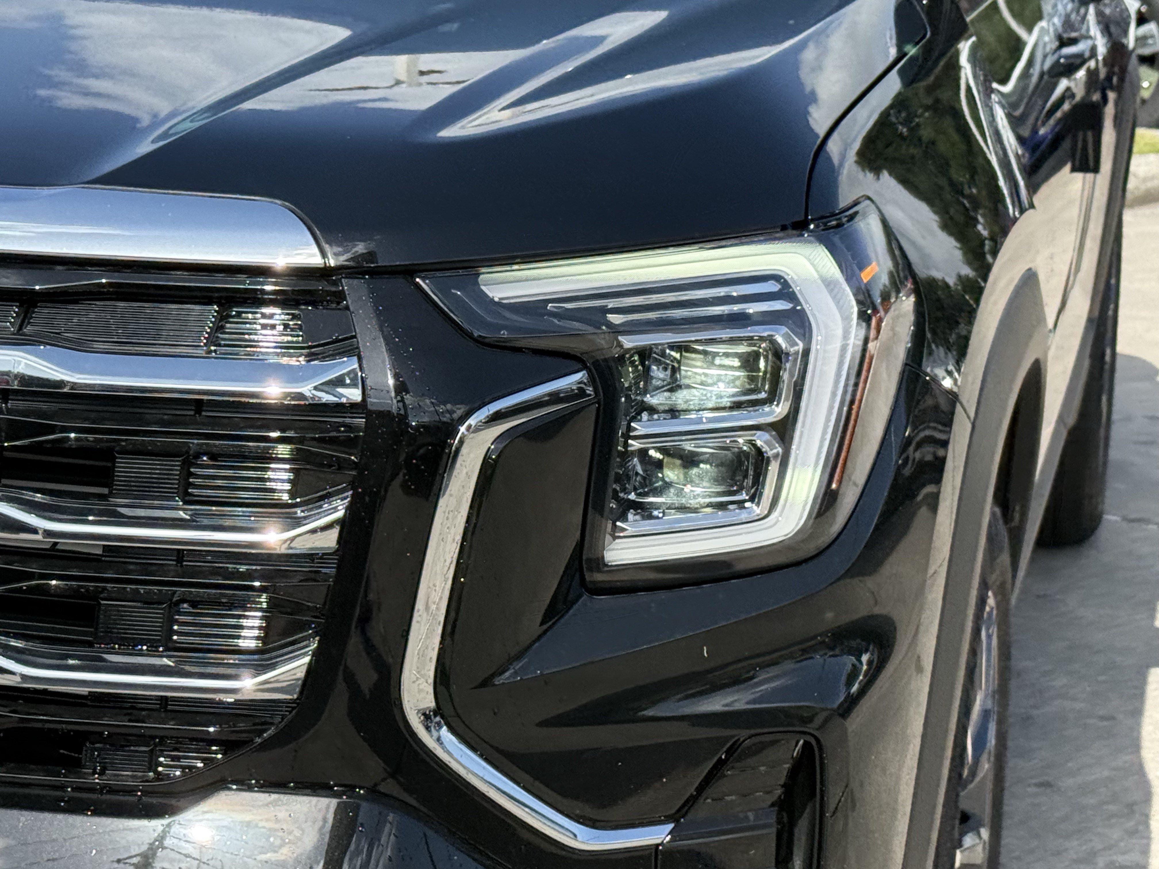 New 2027 GMC Terrain Elevation w/ Elevation Premium Package FWD image 8
