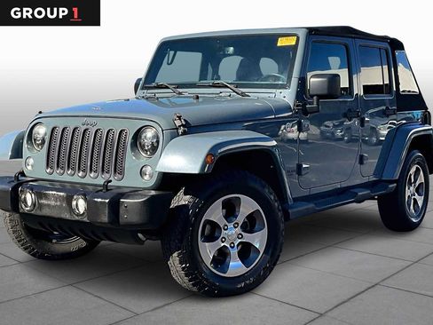 Used 2015 Jeep Wrangler Unlimited Sahara image 1