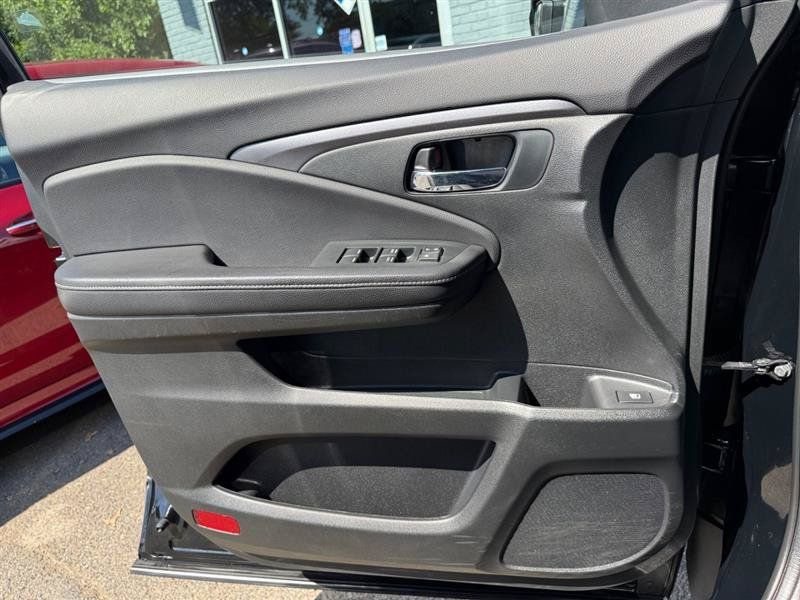 Used 2023 Honda Ridgeline Sport image 31