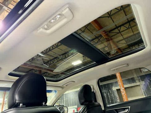 Used 2019 Ford Edge SEL w/ Equipment Group 201A AWD/4WD image 25