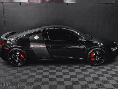 Used 2015 Audi R8 V8 image 17