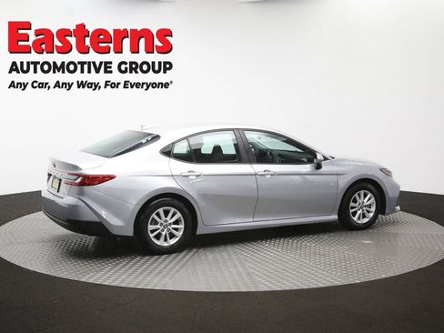 Used 2025 Toyota Camry LE FWD image 41