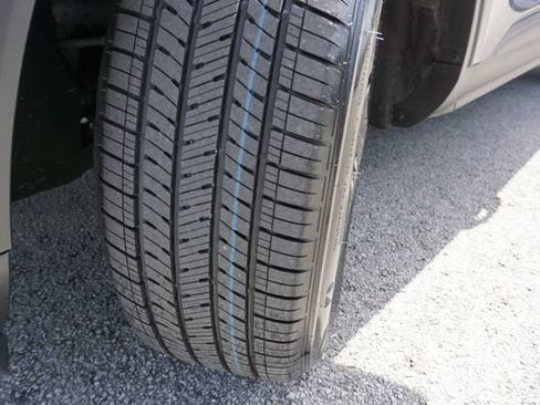 Certified 2022 Ford Escape SEL w/ SEL Stealth AWD Package image 36
