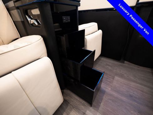 Used 2024 Mercedes-Benz Sprinter 2500 image 49