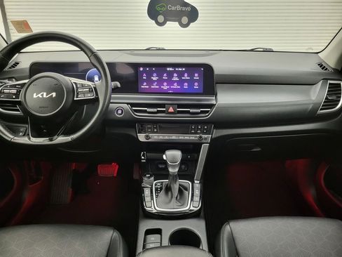 Used 2024 Kia Seltos SX w/ SX Sunroof Package AWD/4WD image 46