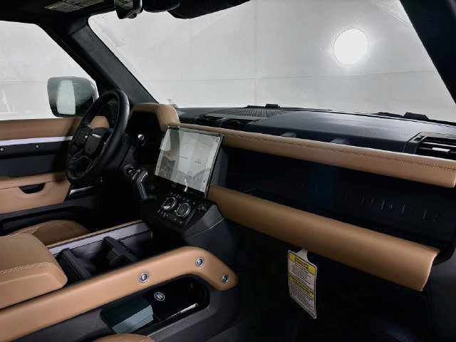New 2026 Land Rover Defender 110 X-Dynamic SE AWD/4WD image 27