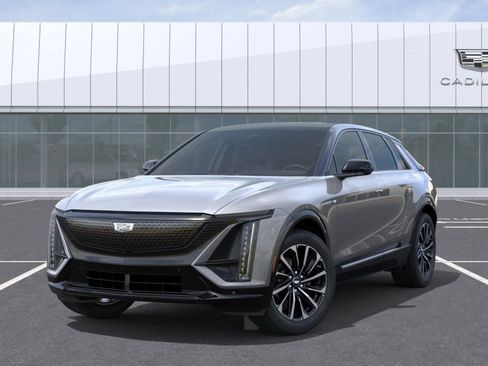 New 2026 Cadillac Lyriq Sport w/ LPO, Floor Liner Package AWD/4WD image 6