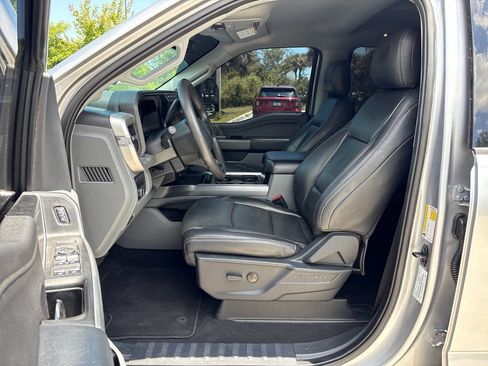 Certified 2023 Ford F250 XLT w/ Black Appearance Package AWD/4WD image 31