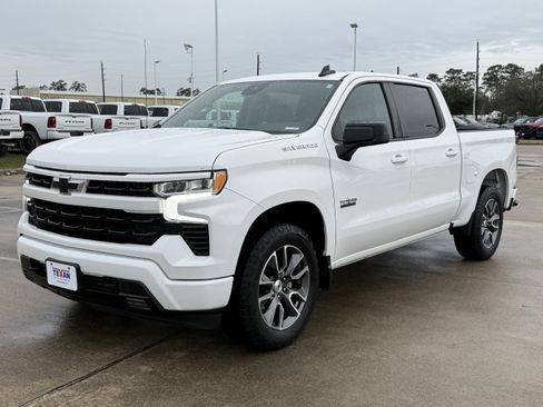 Used 2024 Chevrolet Silverado 1500 RST w/ Convenience Package II image 9