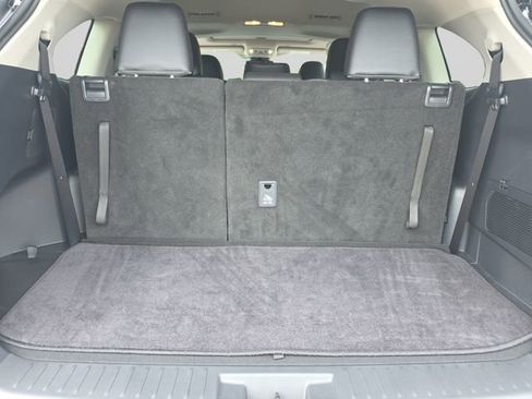 Certified 2026 Toyota Highlander XLE AWD/4WD image 19