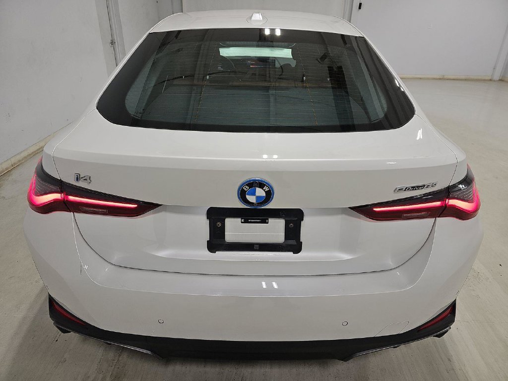 Used 2023 BMW i4 eDrive35 w/ Premium Package RWD image 5
