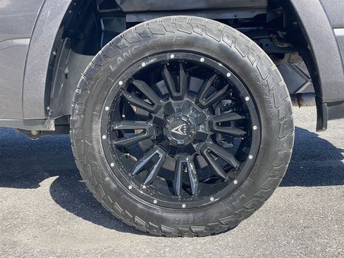 Used 2019 RAM 1500 Laramie RWD image 25