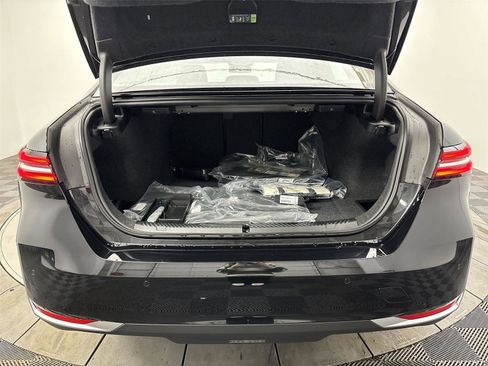 New 2026 BMW i5 eDrive40 image 21