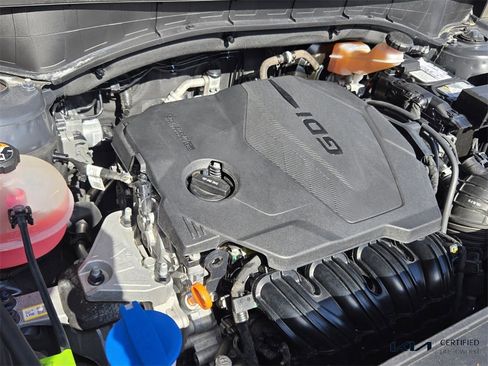 Used 2022 Kia Sorento LX image 18