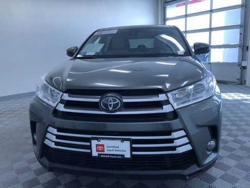 Certified 2019 Toyota Highlander Plus image 16