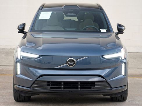 Used 2025 Volvo EX90 Ultra AWD/4WD image 47