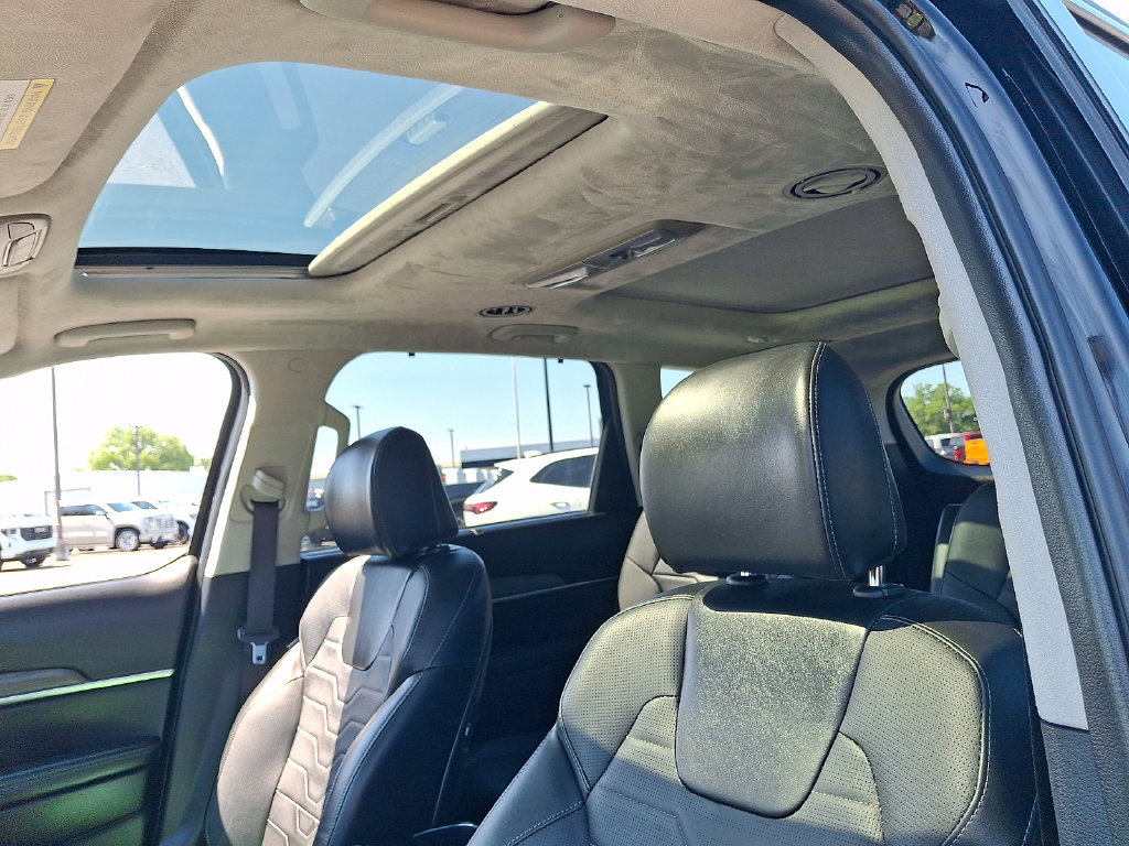 Used 2022 Kia Telluride SX w/ SX Prestige Package AWD/4WD image 15