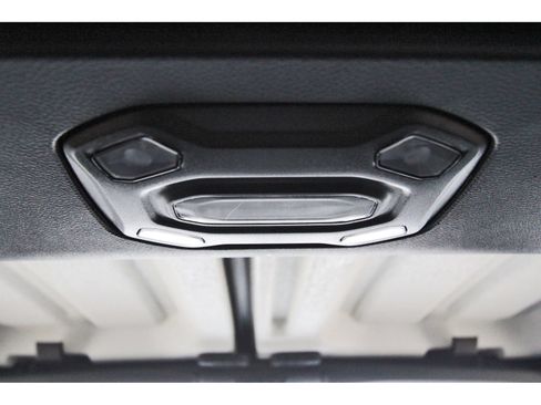 Used 2023 Jeep Gladiator Sport AWD/4WD image 16