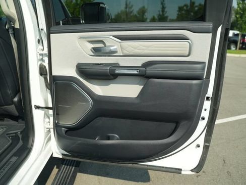 Used 2024 RAM 1500 Limited AWD/4WD image 23