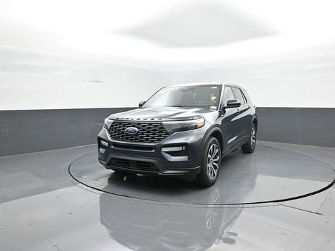 Used 2022 Ford Explorer ST-Line image 3