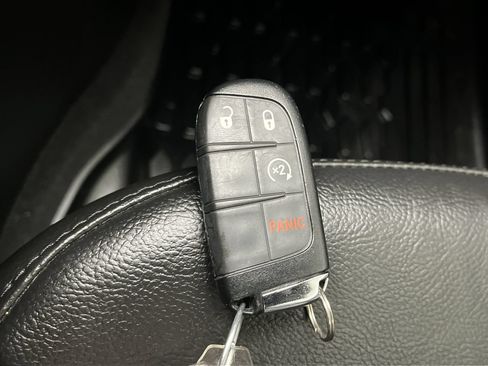 Used 2022 Jeep Compass Latitude AWD/4WD image 25