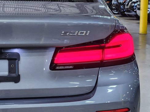 Used 2023 BMW 530i w/ Premium Package image 22