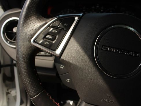 Used 2017 Chevrolet Camaro LT RWD image 19