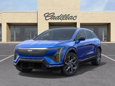 New 2025 Cadillac Optiq Luxury 1 image 6