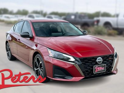 Used 2024 Nissan Altima 2.5 SR w/ SR Premium Package