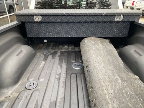 Used 2024 RAM 2500 Tradesman w/ Chrome Appearance Group image 5