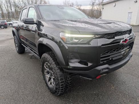New 2026 Chevrolet Colorado ZR2 image 2