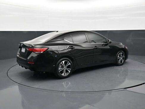 Used 2022 Nissan Sentra SV w/ All-Weather Package FWD image 5