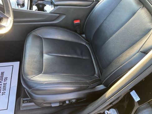 Used 2023 Jeep Grand Cherokee L Limited image 11