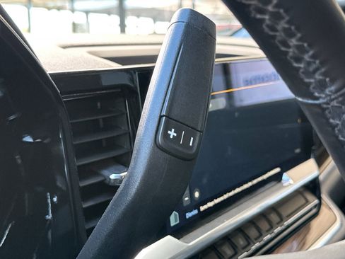 Used 2024 Chevrolet Silverado 2500 LT image 31