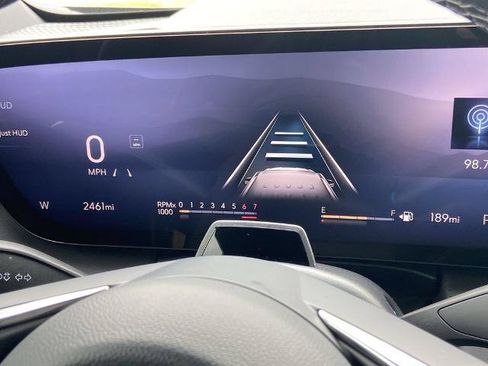 Used 2026 Buick Enclave Avenir w/ Super Cruise Package FWD image 7