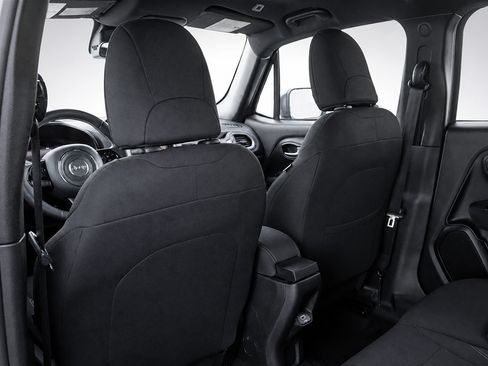Used 2021 Jeep Renegade Latitude AWD/4WD image 18
