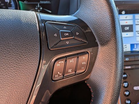 Used 2019 Ford Explorer Sport w/ Equipment Group 401A image 18