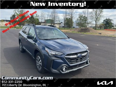 Used 2025 Subaru Outback Premium w/ Popular Package #1A image 1