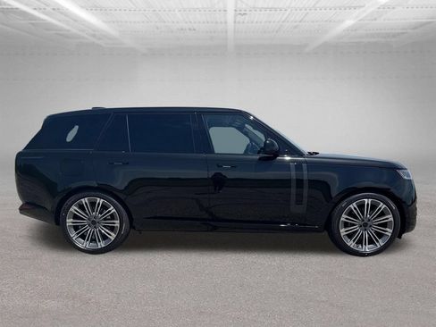 New 2026 Land Rover Range Rover Long Wheelbase SE AWD/4WD image 6