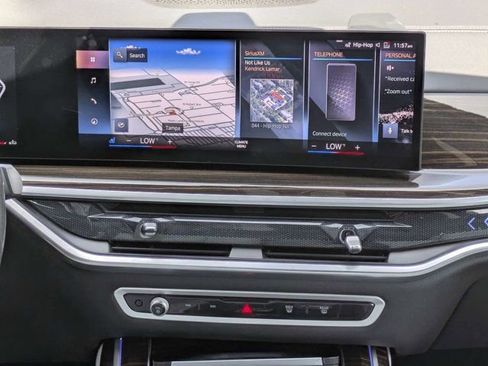 Used 2023 BMW X7 xDrive40i w/ Executive Package AWD/4WD image 19