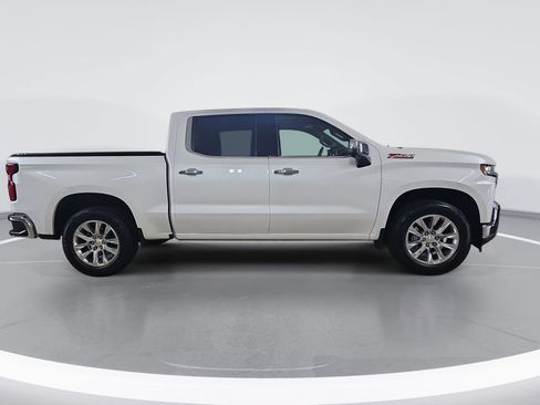 Certified 2022 Chevrolet Silverado 1500 LTZ w/ LTZ Premium Package AWD/4WD image 2