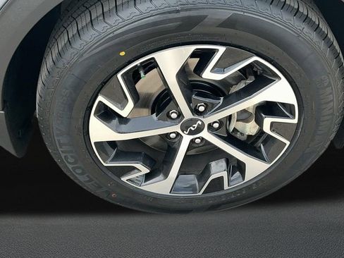Used 2023 Kia Sportage EX FWD image 7