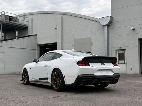 Used 2025 Ford Mustang GT Premium w/ GT Performance Package RWD image 7