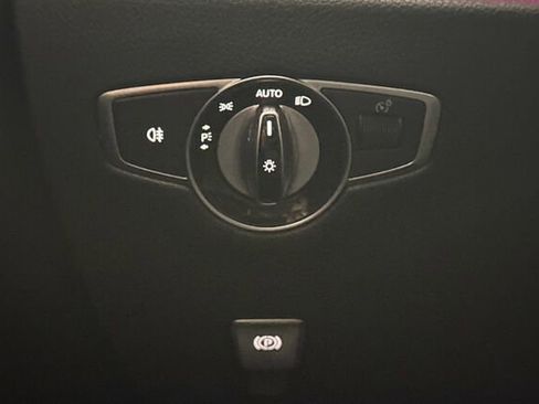 Used 2020 Mercedes-Benz E 350 E 350 image 36