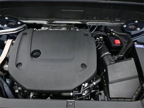 Used 2024 Volvo XC90 B6 Plus w/ Protection Package Premier image 36