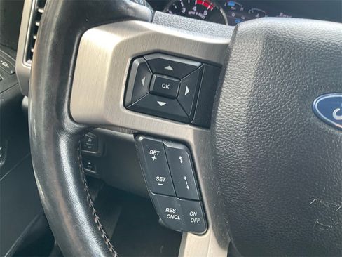 Used 2020 Ford F350 Platinum w/ FX4 Off-Road Package image 19