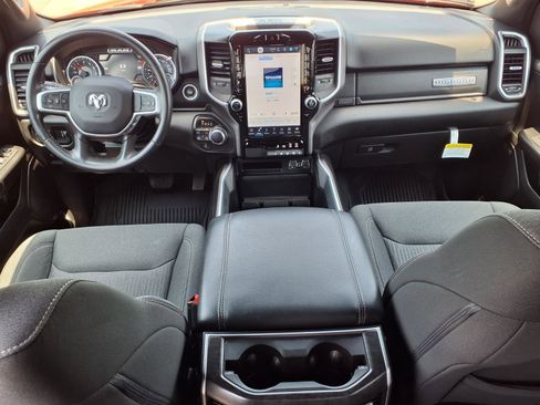 Used 2023 RAM 1500 Big Horn AWD/4WD image 12
