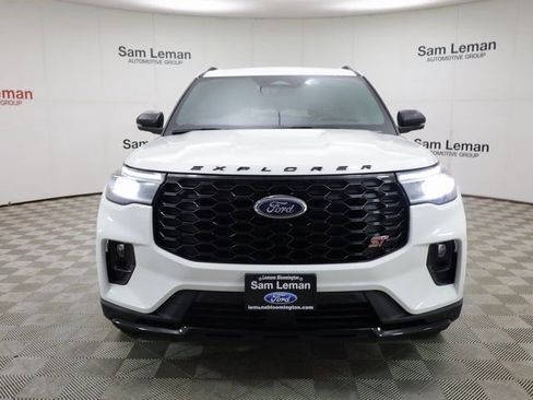 New 2025 Ford Explorer ST image 3
