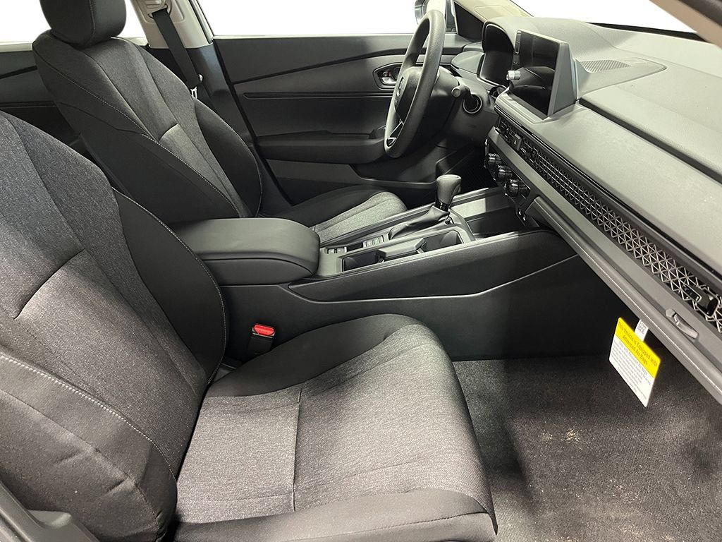 New 2026 Honda Accord LX image 23